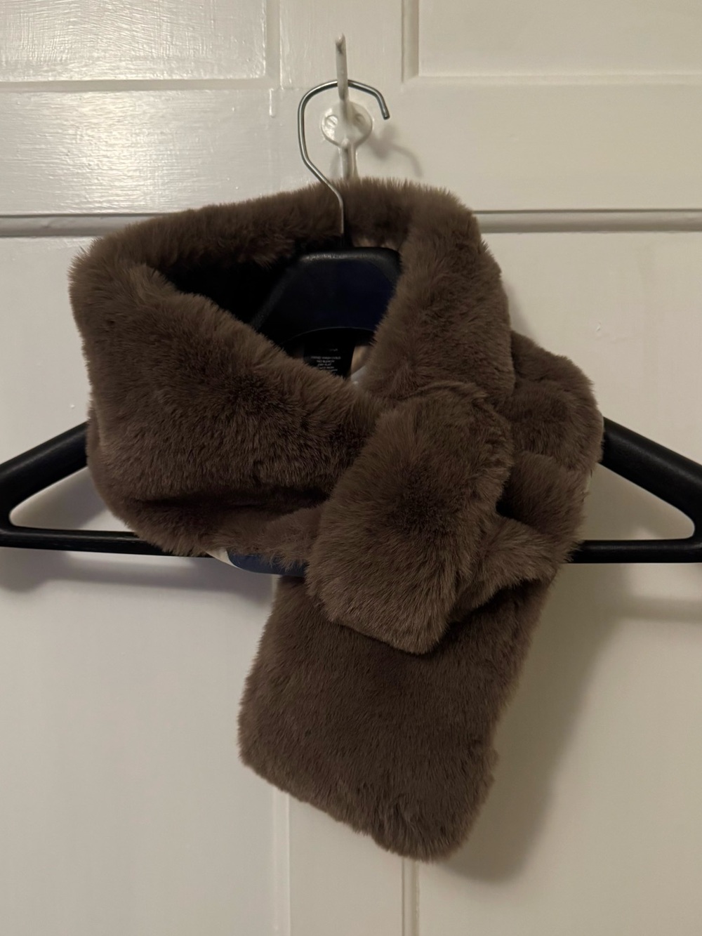 Laundry By Shelli Segal Plush Faux Fur Scarf - Brown